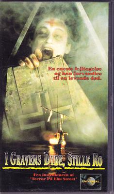 I Gravens Dybe, Stille Ro (VHS)